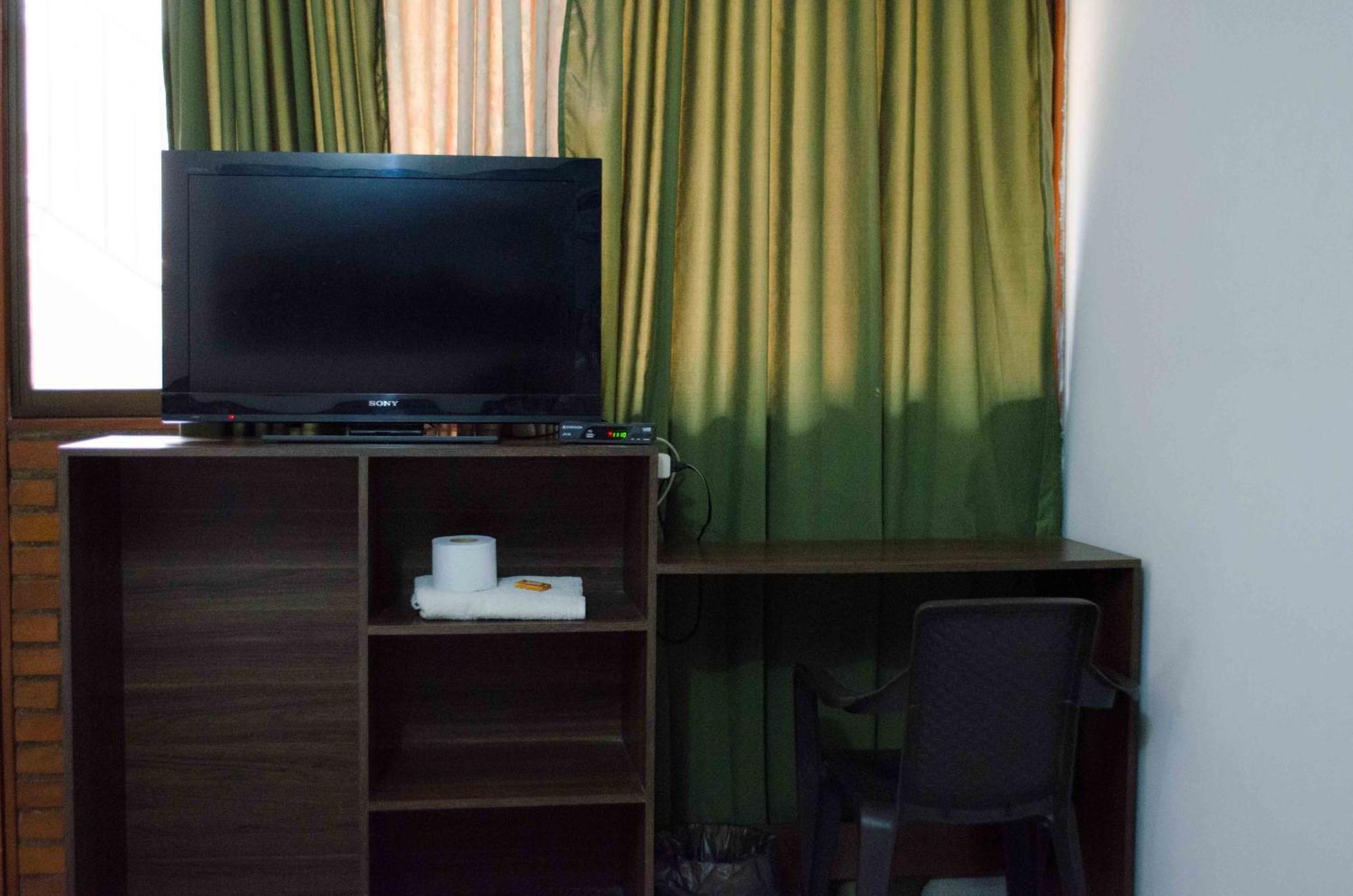 Hotel Elimar Girardot Zewnętrze zdjęcie