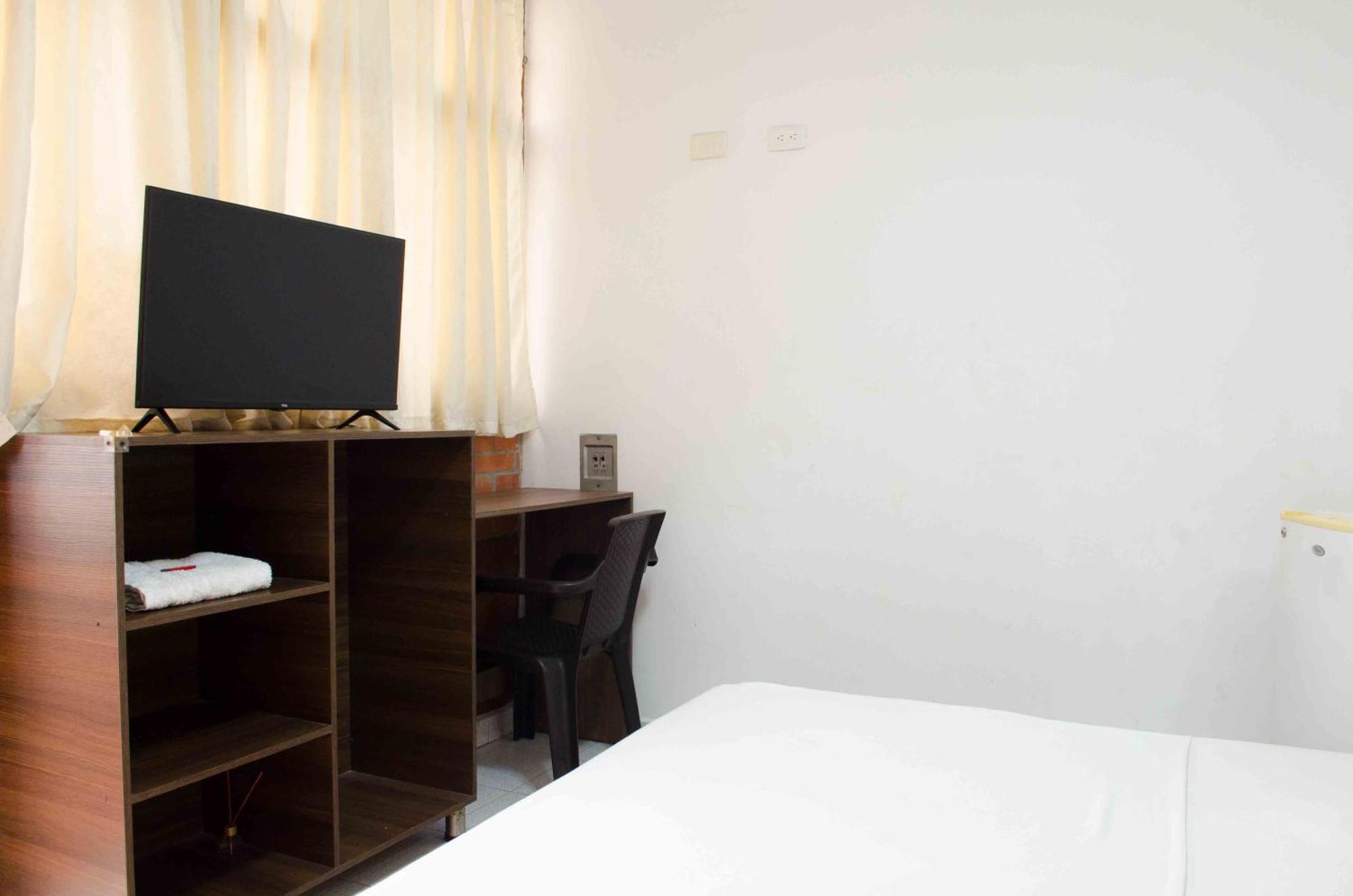 Hotel Elimar Girardot Zewnętrze zdjęcie